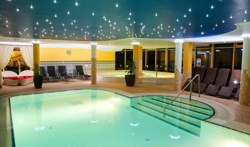 Calimbra Konferencia & Wellness Hotel Miskolctapolca - M�jus 1. (min. 2 �j)