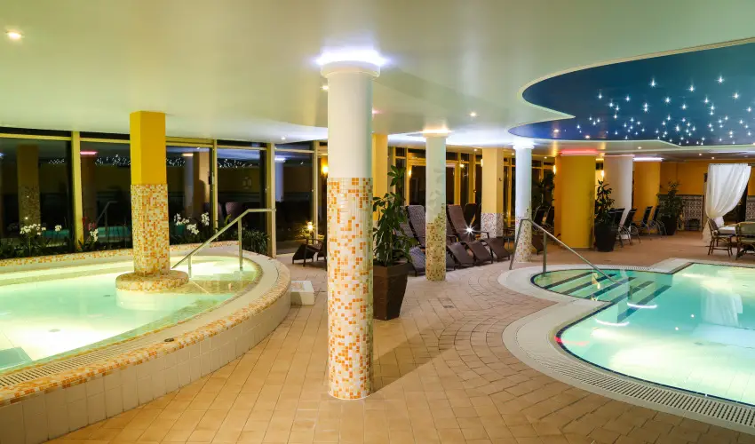 Calimbra Konferencia & Wellness Hotel Miskolctapolca - M�jus 1. (min. 2 �j)