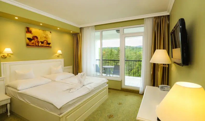 Calimbra Konferencia & Wellness Hotel Miskolctapolca - M�jus 1. (min. 2 �j)