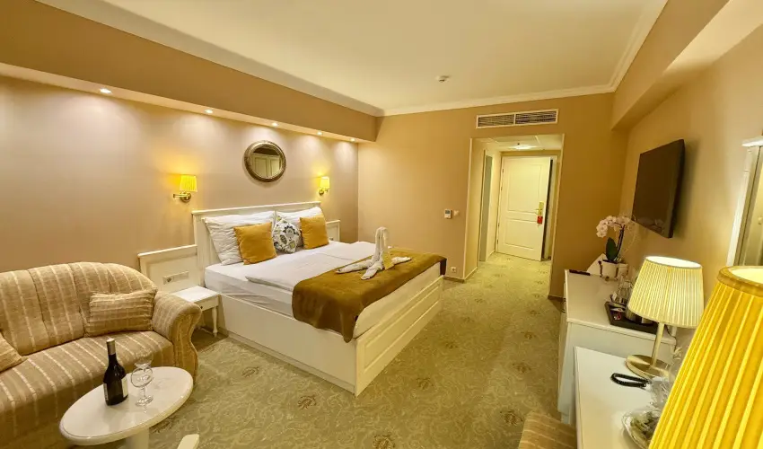 Calimbra Konferencia & Wellness Hotel Miskolctapolca - M�jus 1. (min. 2 �j)