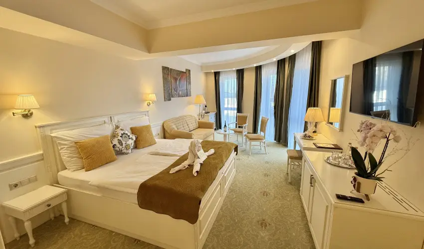 Calimbra Konferencia & Wellness Hotel Miskolctapolca - M�jus 1. (min. 2 �j)