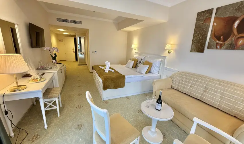 Calimbra Konferencia & Wellness Hotel Miskolctapolca - M�jus 1. (min. 2 �j)