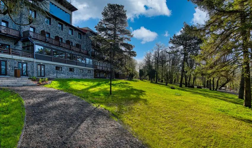 Cardoner Hotel Pilisszentkereszt - Mjus 1. (min. 2 j)