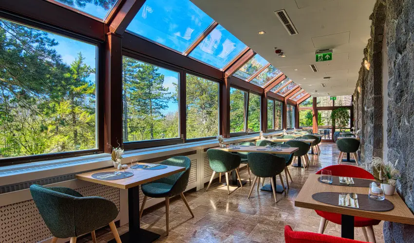 Cardoner Hotel Pilisszentkereszt - Mjus 1. (min. 2 j)