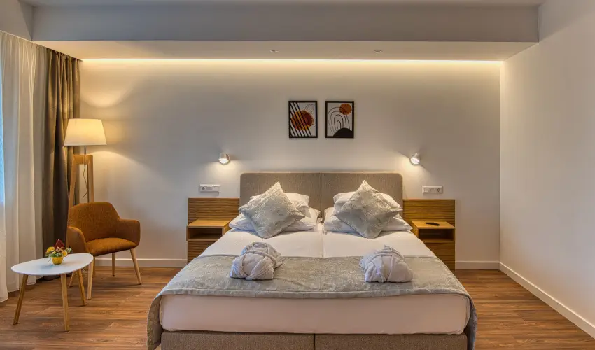 Cardoner Hotel Pilisszentkereszt - Mjus 1. (min. 2 j)