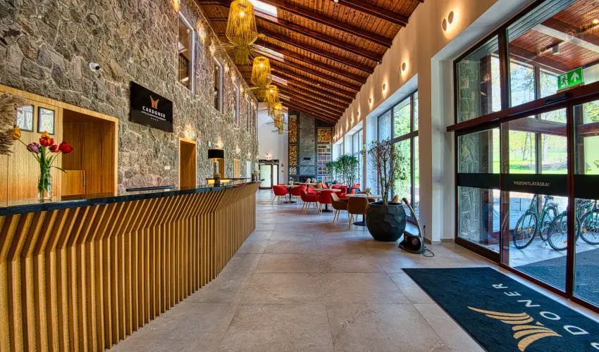 Cardoner Hotel Pilisszentkereszt - Mjus 1. (min. 2 j)