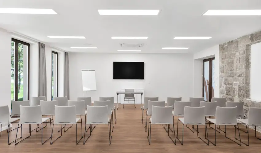 Cardoner Hotel Pilisszentkereszt - Mjus 1. (min. 2 j)