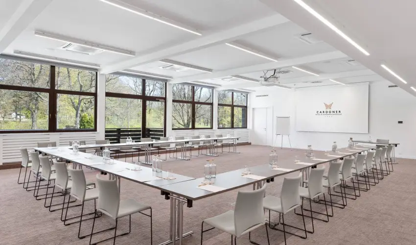 Cardoner Hotel Pilisszentkereszt - Mjus 1. (min. 2 j)