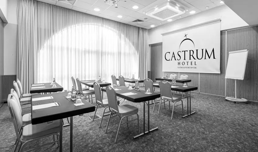 Castrum Hotel Sz�kesfeh�rv�r - M�jus 1. (min. 2 �j)