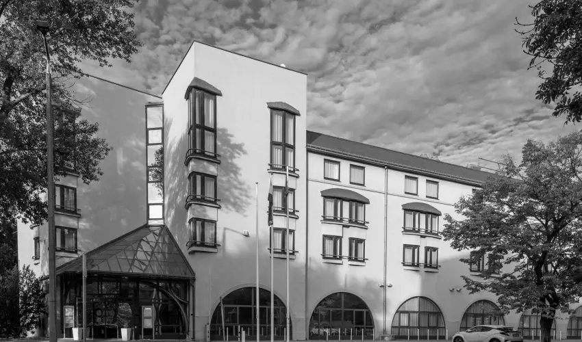 Castrum Hotel Sz�kesfeh�rv�r - M�jus 1. (min. 2 �j)