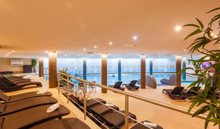 CE Plaza Hotel Si�fok - CE Plaza wellness Maj�lis & Any�k napja (min. 2 �j)