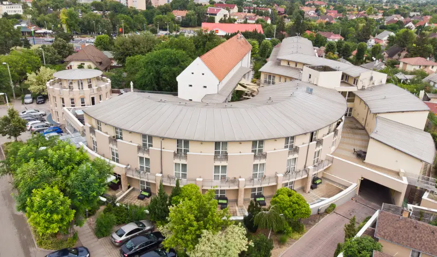 CE Plaza Hotel Si�fok - CE Plaza wellness Maj�lis & Any�k napja (min. 2 �j)