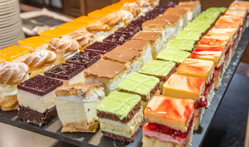 CE Plaza Hotel Si�fok - CE Plaza wellness Maj�lis & Any�k napja (min. 2 �j)