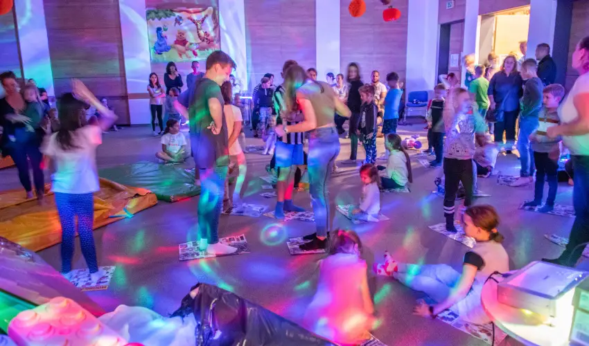 CE Plaza Hotel Si�fok - CE Plaza wellness Maj�lis & Any�k napja (min. 2 �j)