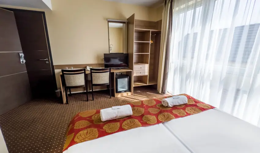 CE Plaza Hotel Si�fok - CE Plaza wellness Maj�lis & Any�k napja (min. 2 �j)