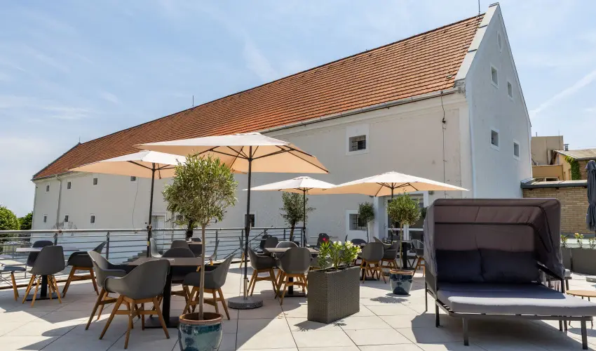 CE Plaza Hotel Si�fok - CE Plaza wellness Maj�lis & Any�k napja (min. 2 �j)