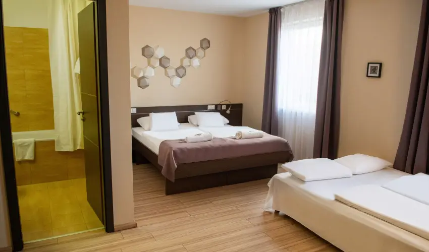 CE Plaza Hotel Si�fok - CE Plaza wellness Maj�lis & Any�k napja (min. 2 �j)