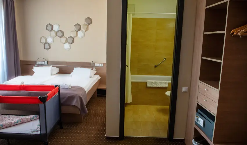 CE Plaza Hotel Si�fok - CE Plaza wellness Maj�lis & Any�k napja (min. 2 �j)