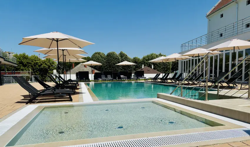 CE Plaza Hotel Si�fok - CE Plaza wellness Maj�lis & Any�k napja (min. 2 �j)