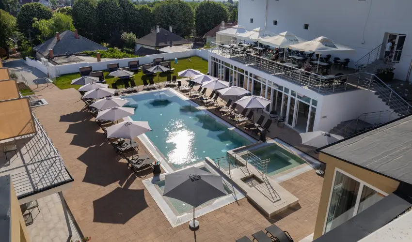 CE Plaza Hotel Si�fok - CE Plaza wellness Maj�lis & Any�k napja (min. 2 �j)