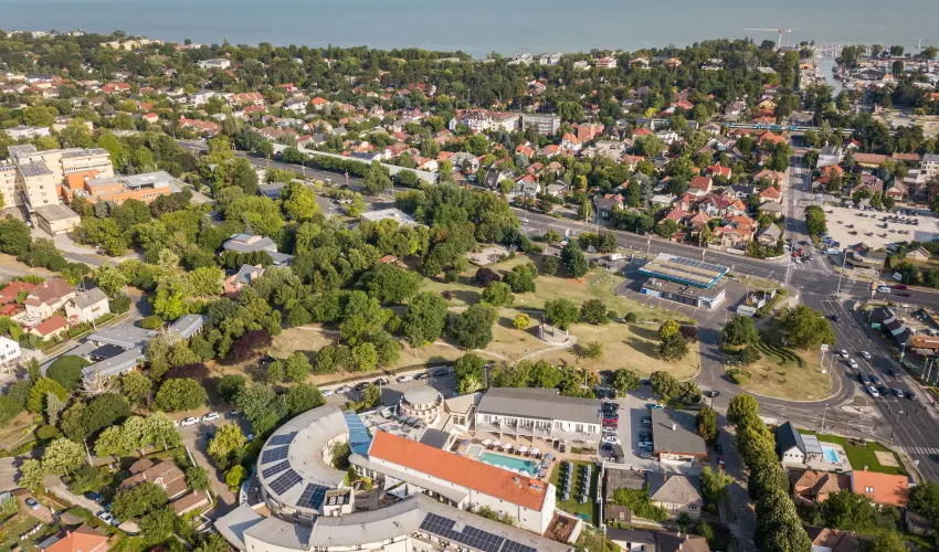 CE Plaza Hotel Si�fok - CE Plaza wellness Maj�lis & Any�k napja (min. 2 �j)