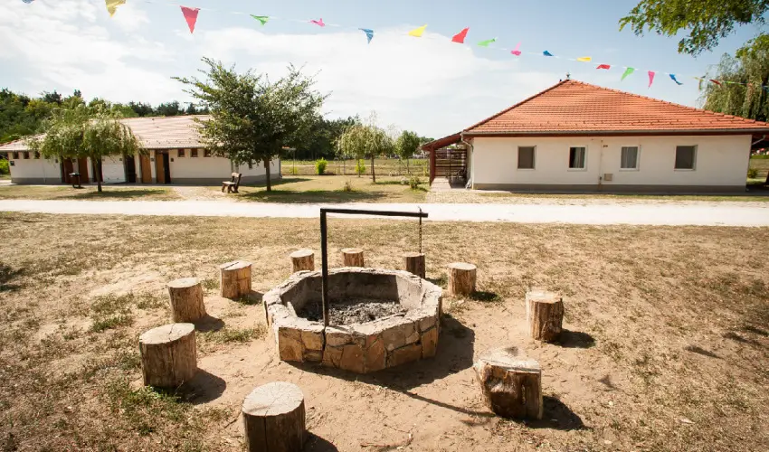 Cegldfrd Apartmanpark s Kemping Cegld - Mjus 1. (min. 2 j)