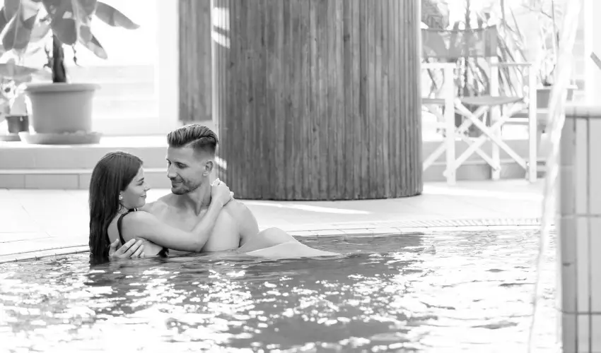 Cegl�df�rd� Apartmanpark �s Kemping Cegl�d - M�jus 1. (min. 2 �j)