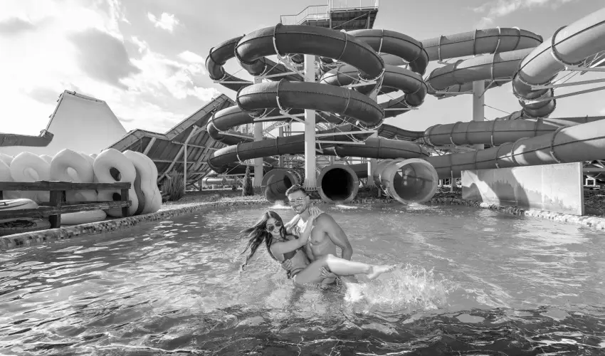 Cegl�df�rd� Apartmanpark �s Kemping Cegl�d - M�jus 1. (min. 2 �j)