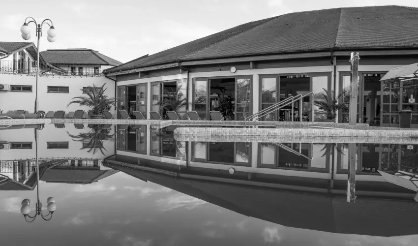 Cegl�df�rd� Apartmanpark �s Kemping Cegl�d - M�jus 1. (min. 2 �j)