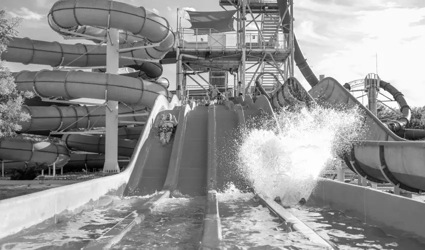 Cegl�df�rd� Apartmanpark �s Kemping Cegl�d - M�jus 1. (min. 2 �j)