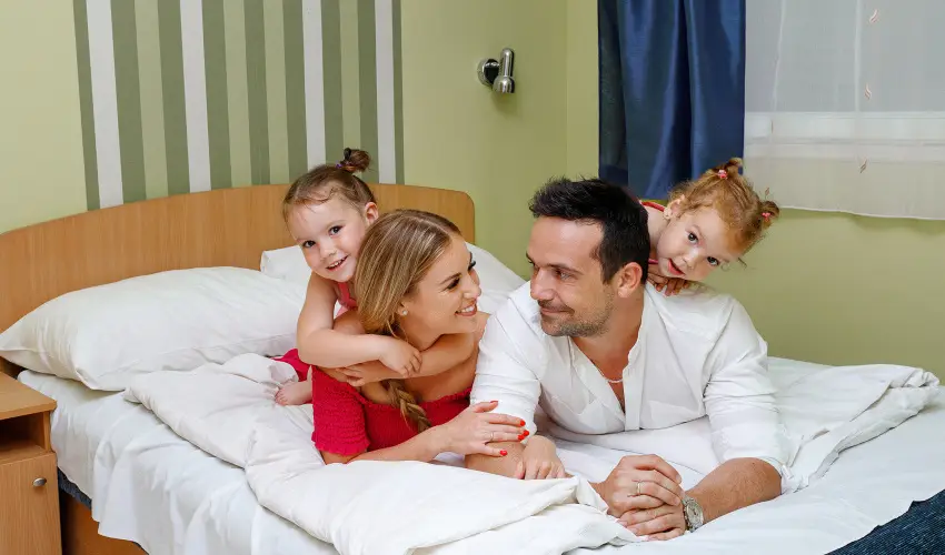 Cegl�df�rd� Apartmanpark �s Kemping Cegl�d - M�jus 1. (min. 2 �j)