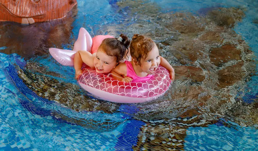 Cegl�df�rd� Apartmanpark �s Kemping Cegl�d - M�jus 1. (min. 2 �j)