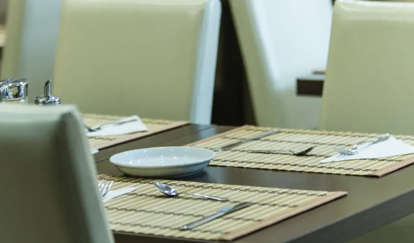 Central Hotel 21 Budapest - Mjus 1. - teljes elrefizetssel