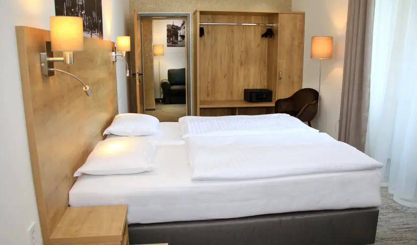 City Hotel Ring Budapest - Mjus 1. (min. 3 j)