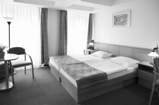 City Hotel Mtys - Mjus 1. (min. 2 j)