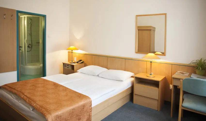 City Hotel Mtys Budapest - Mjus 1. (min. 3 j)