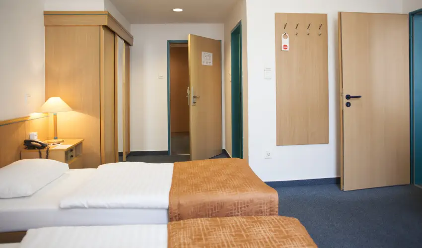 City Hotel Mtys Budapest - Mjus 1. (min. 3 j)