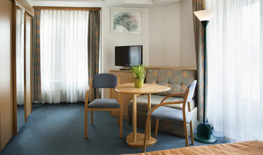 City Hotel Mtys Budapest - Mjus 1. (min. 3 j)