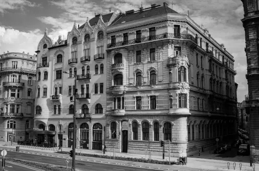 City Hotel M�ty�s - M�jus 1.