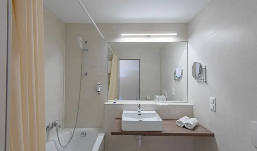 Club Tihany Hotel Tihany - Mjus 1. (min. 2 j)