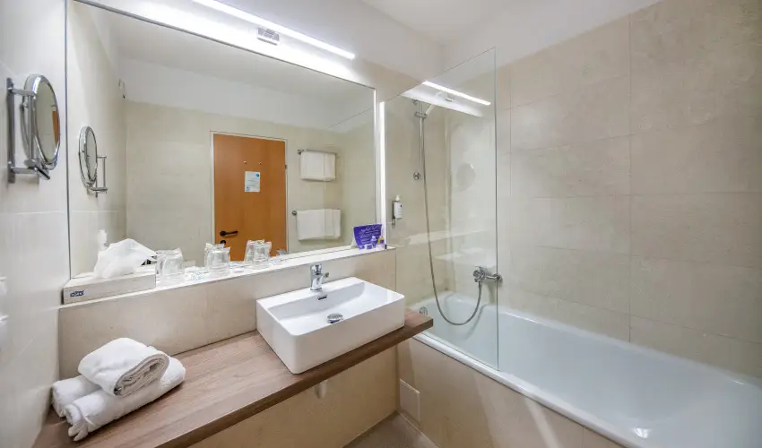 Club Tihany Hotel Tihany - Mjus 1. (min. 2 j)