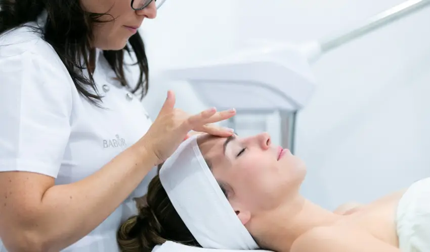 Colosseum Wellness Hotel Mrahalom - Mjus 1. - teljes elrefizetssel (min. 2 j)