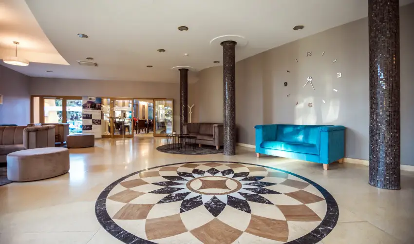 Colosseum Wellness Hotel Mrahalom - Mjus 1. - teljes elrefizetssel (min. 2 j)