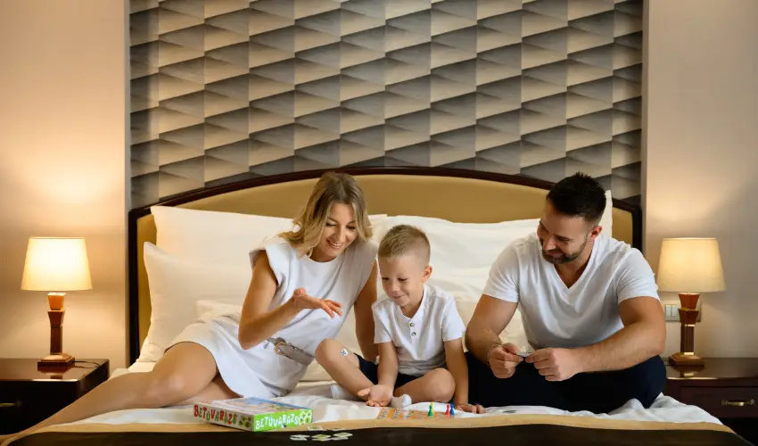 Colosseum Wellness Hotel M�rahalom - M�jus 1. - teljes el�refizet�ssel (min. 2 �j)