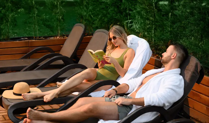 Colosseum Wellness Hotel M�rahalom - M�jus 1. - teljes el�refizet�ssel (min. 2 �j)