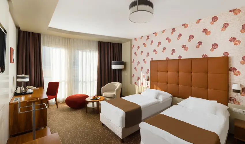 Corso Hotel Pcs Pcs - Majlis - teljes elrefizetssel