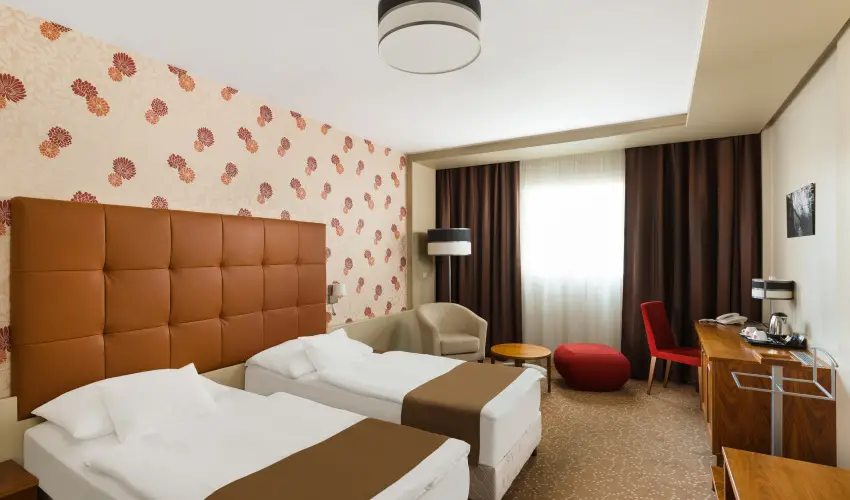 Corso Hotel Pcs Pcs - Majlis - teljes elrefizetssel