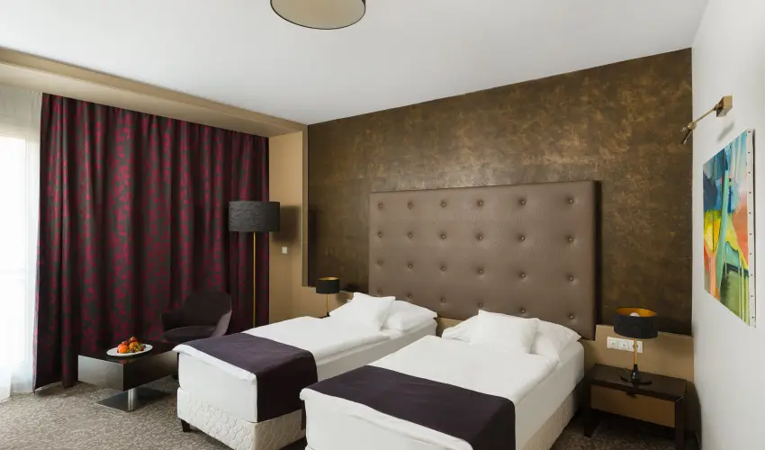 Corso Hotel Pcs Pcs - Majlis - teljes elrefizetssel