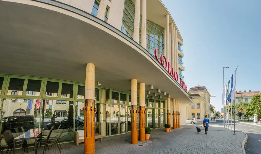 Corso Hotel Pcs Pcs - Majlis - teljes elrefizetssel