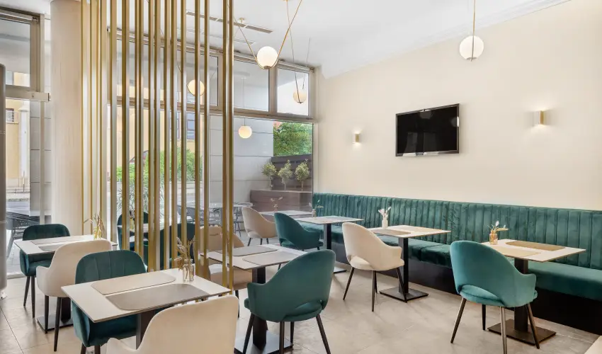 Corso Hotel Pcs Pcs - Majlis - teljes elrefizetssel